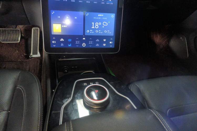 Used SERES SF5 2020 Four-Wheel Drive High-Performance Sports Edition Gear Lever