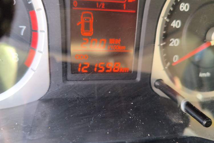 Used Venucia D50 2013 1.6L Manual Fashion Edition
