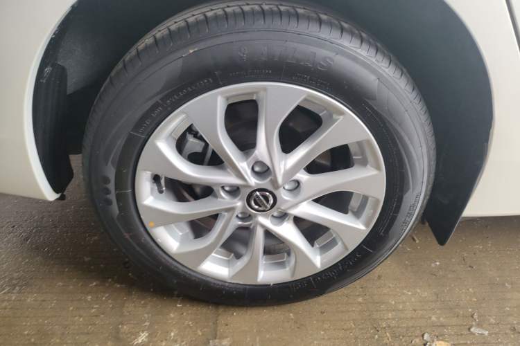 Used Nissan Sylphy 2024 Revised Version 2 Classic 1.6XL CVT Luxury Edition Right Rear Wheel Hub