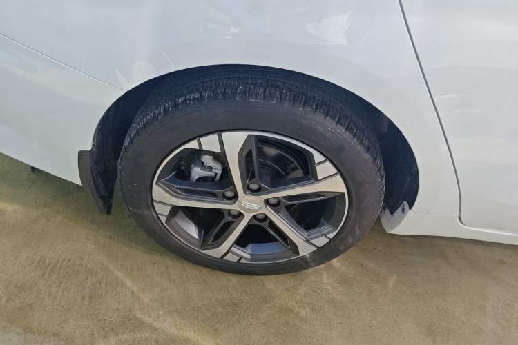 Used Geely Auto Emgrand L 2022 1.4T CVT Flagship Edition
