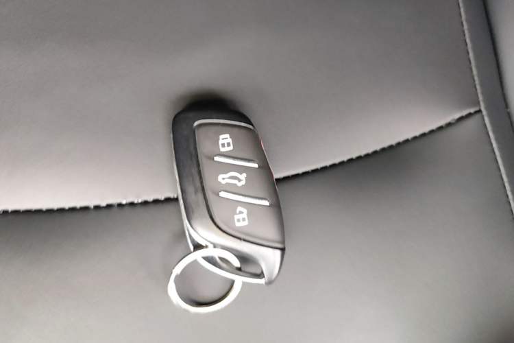 Used Roewe i5 2023 1.5L Manual Comfort Edition
