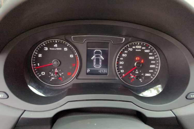 Used Audi Q3 2016 30 TFSI Fashion Model