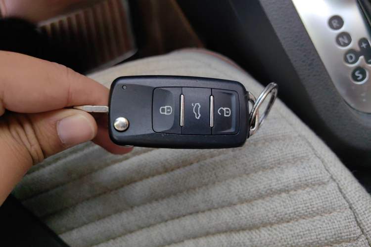 Used Volkswagen Sagitar 2012 1.4TSI Automatic Flagship Edition Vehicle Key