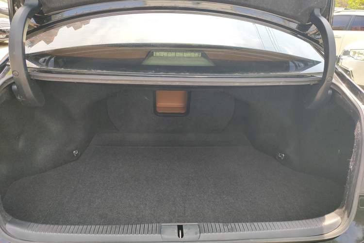 Used Lexus ES 2016 200 Midnight Special Limited Edition
