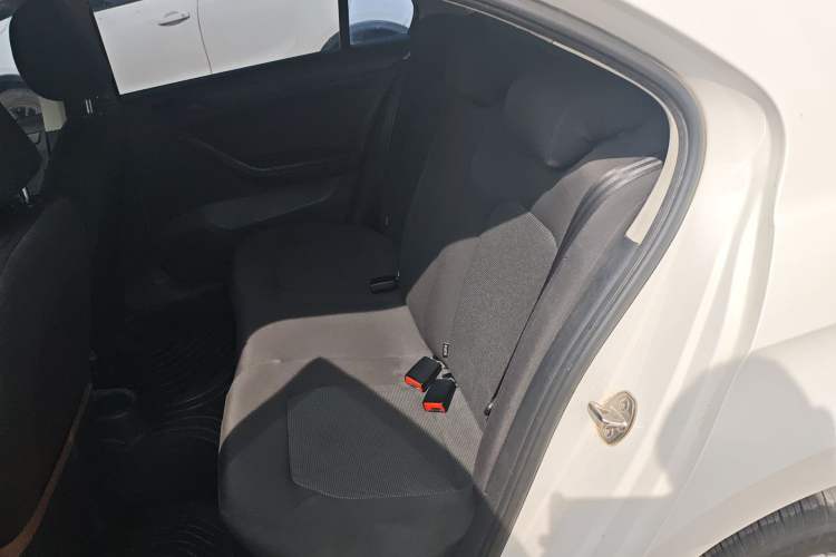 Used Volkswagen Jetta 2017 1.5L Manual Fashion Edition