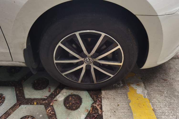 Used Volkswagen Jetta 2016 1.6L 25th Anniversary Edition Exterior 1