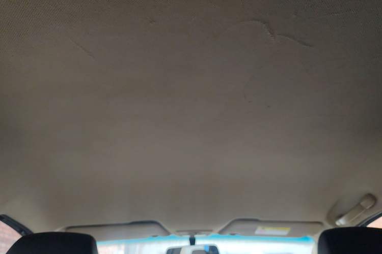 Used Baojun 310W 2017 1.5L Manual Fashion Model China V
