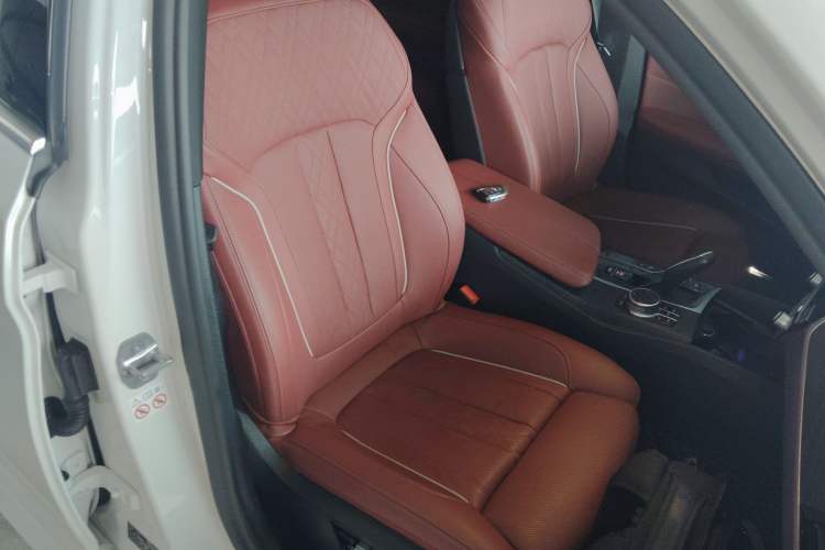 Used BMW 5 Series 2022 Restyled 530Li Luxury Edition M Sport Package
