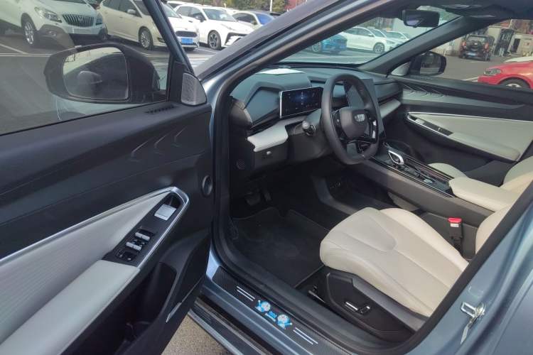 Used Geely Auto Emgrand X7 Sport 2023 Boyue COOL 1.5TD ZhiZun Edition Driver Seat