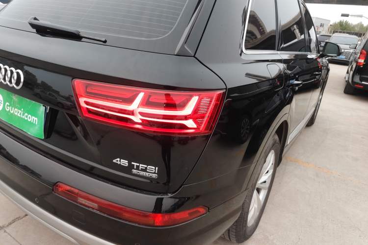 Used Audi Q7 2018 45 TFSI Technology Edition Exterior 3