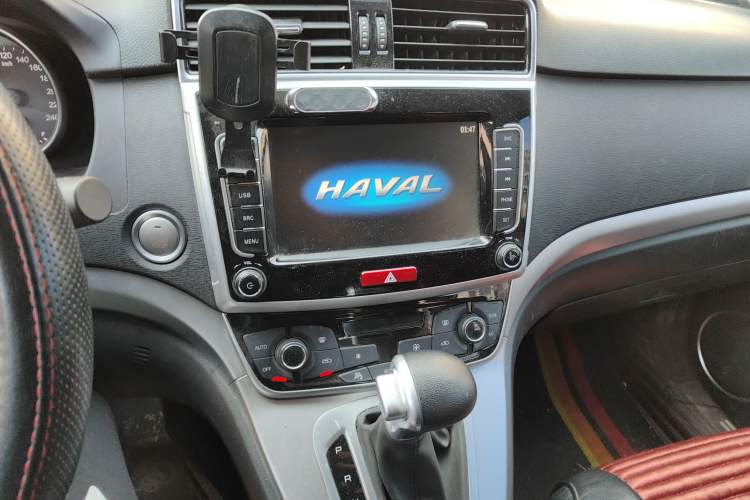 Used Haval M6 2019 1.5T DCT Two-Wheel Drive Value Edition China VI Standard
