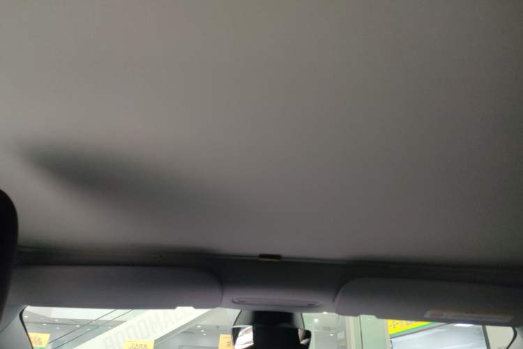 Used Tesla Model 3 2025 Rear-Wheel-Drive Version