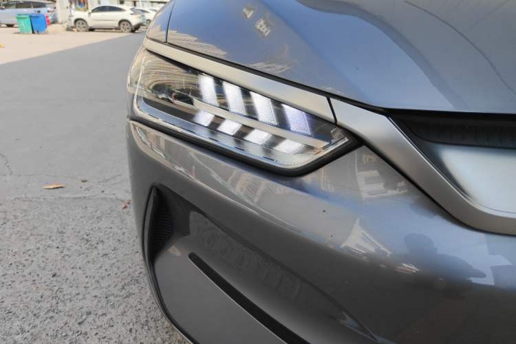 Used BYD Qin PLUS 2021 EV 500KM Luxury Model