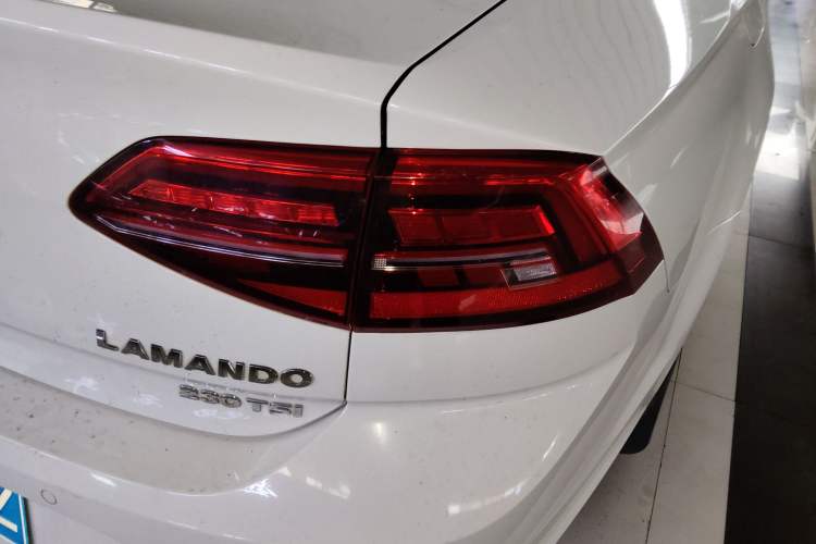 Used Volkswagen Lamando 2019 230TSI DSG Fashion Edition China VI