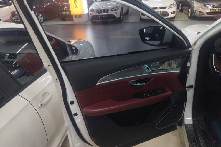 Used JETOUR X70 PLUS 2023 1.5T DCT Brave PLUS 5-Seater