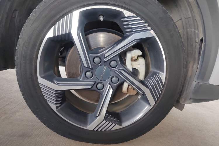 Used Lynk & Co 06 EM-P 2022 PHEV 84 km Range Pro Version