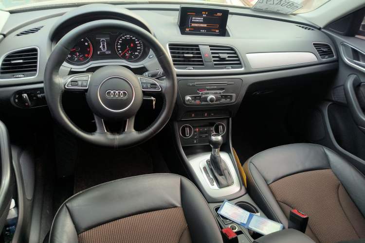 Used Audi Q3 2016 30 TFSI Fashion Model

