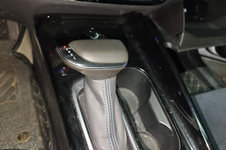 Used Buick Velite 6 2020 Plug-in Hybrid Connected Smart Edition Gear Lever