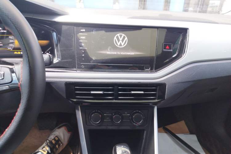 Used Volkswagen Polo 2023 Plus 1.5L Automatic Colorful Tech Edition Audio And AC Panel