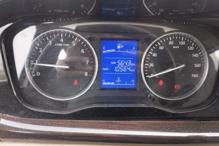 Used CHANGAN KUAYUE Xing V5 2021 1.6L Jinbao Edition Luxury Version DAM16KR