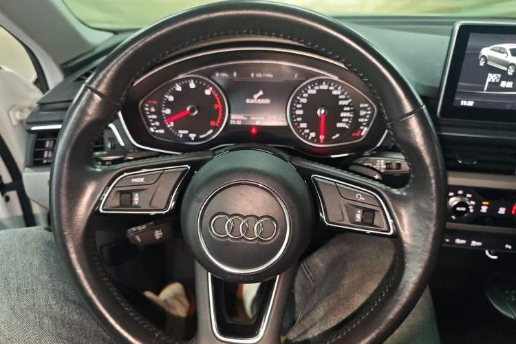 Used Audi A4L 2018 30th Anniversary Edition 40 TFSI Trendy Model