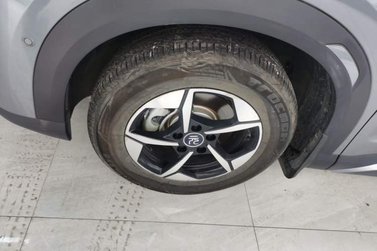 Used BYD Yuan UP 2025 Intelligent Driving Version 401 km Leading Edition Left Front Wheel Hub