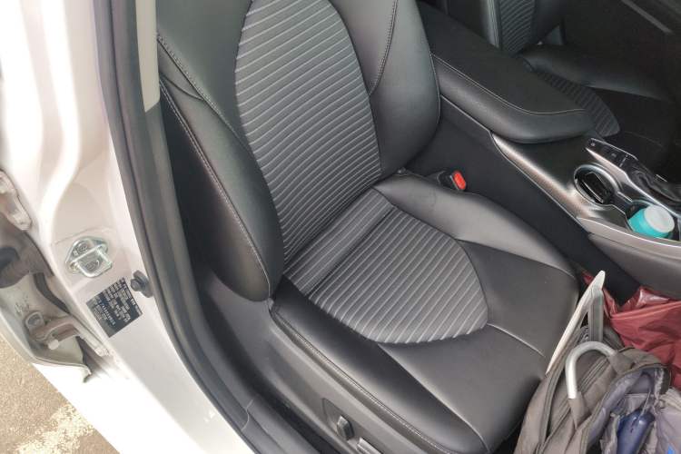 Used Toyota Camry 2022 2.0S Knight Edition
