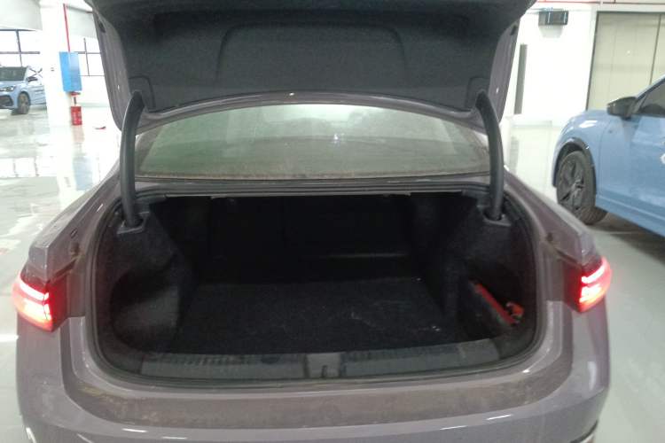 Used Volkswagen Passat 2025 Pro 380TSI Dragon Supreme Edition