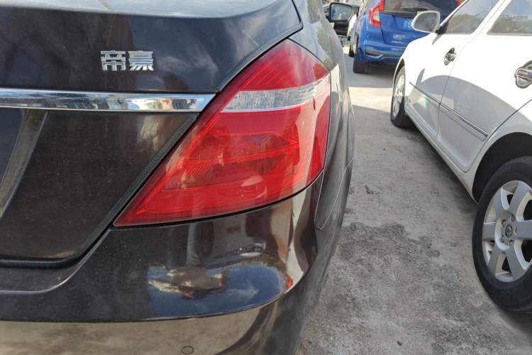 Used Geely Auto Emgrand 2017 Sedan Million Edition 1.5L CVT Luxury Model
