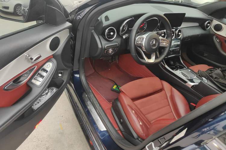 Used Mercedes-Benz C-Class 2019 C 260 Sport Edition Driver Seat