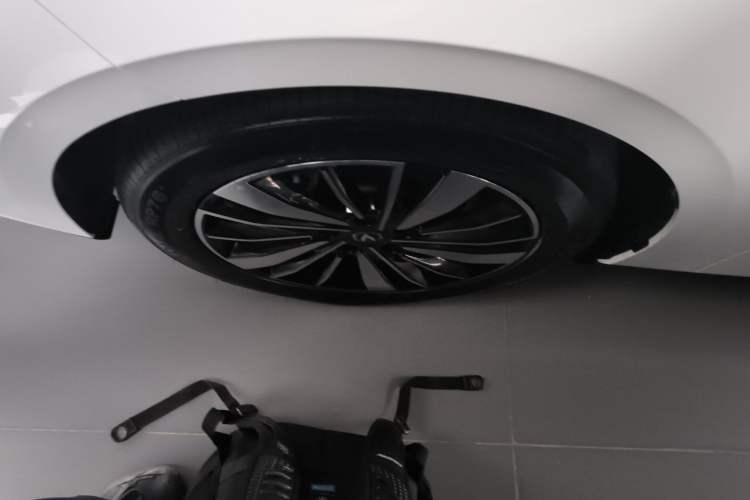 Used CHANGAN Eado PHEV 2025 Smart New Blue Whale 145KM Battleship Edition