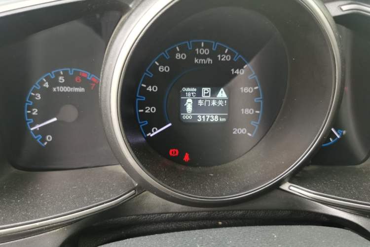 Used CHANGAN OSHAN CX70 2018 CX70T 1.5T Automatic Comfort Edition Odometer Close Up