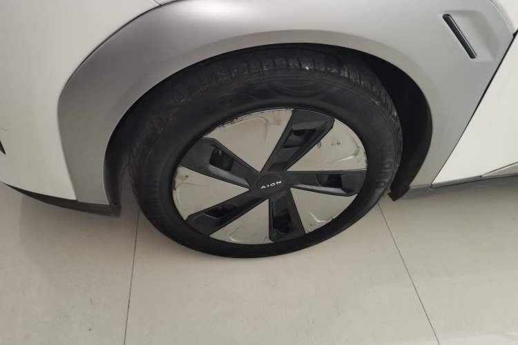 Used AION Y 2023 Plus 510 Enjoy Edition Exterior 4