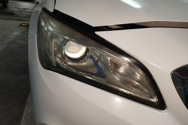 Used Buick Verano 2017 Sedan 20T Dual-Clutch Leading Model