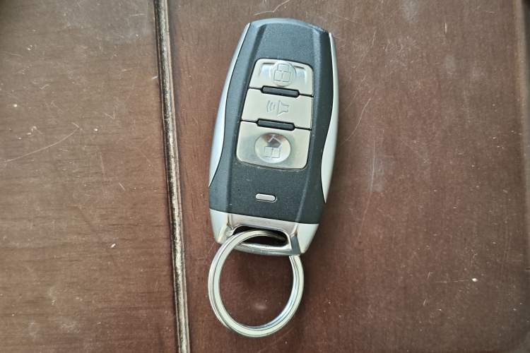 Used ORA Black Cat 2021 351 km Luxury Version Vehicle Key