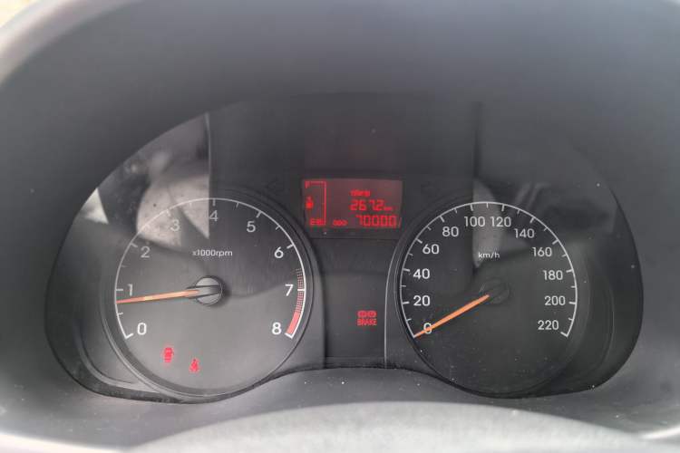 Used Hyundai Verna (older generation) 2014 1.4L Manual Smart GLS Trim Instrument Cluster