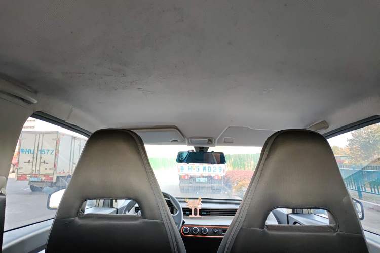 Used Wuling Hongguang MINIEV 2022 Easy Version Lithium Iron Phosphate
