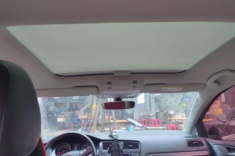 Used Volkswagen Golf 2017 230TSI Automatic Luxury Million-Vehicle Commemorative Edition
