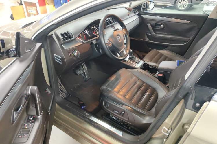 Used Volkswagen FAW-Volkswagen CC 2015 2.0 TSI Ultimate Model