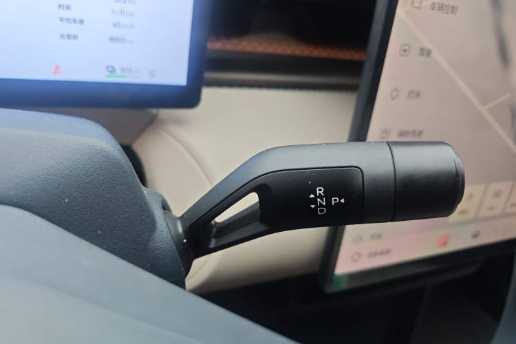 Used Lynk & Co Z20 2025 530 km Range Rear-Wheel Drive Max