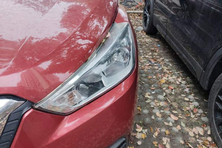 Used Nissan Kicks 2017 1.5L CVT Smart Drive Edition Left Front Headlight