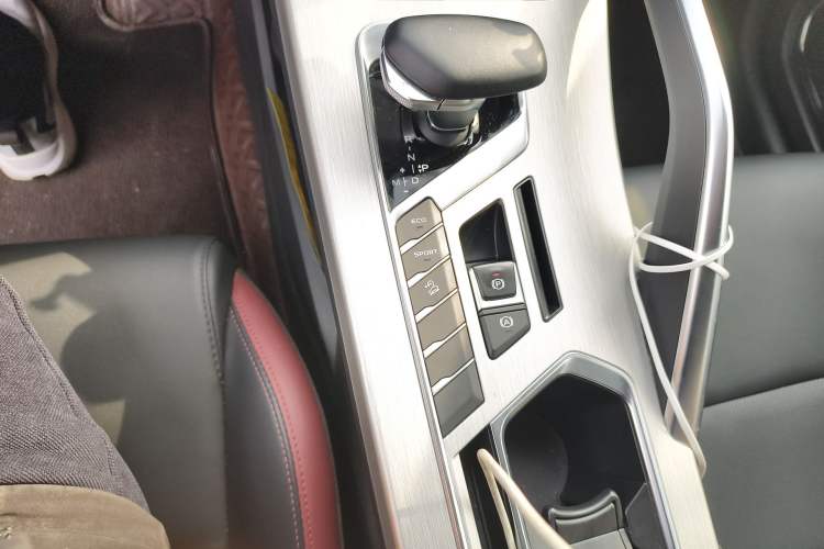 Used Geely Auto Coolray 2021 1.4T DCT Platinum Edition
