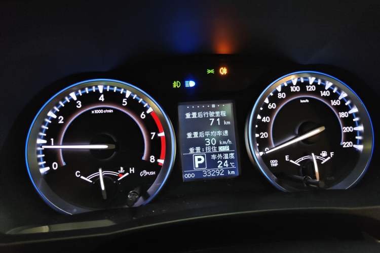 Used Toyota Highlander 2017 2.0T Four-Wheel Drive Luxury Edition 7 Seats