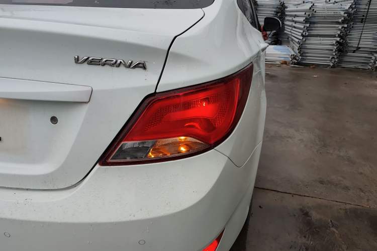 Used Hyundai Verna (older generation) 2014 1.4L Automatic Smart GLS