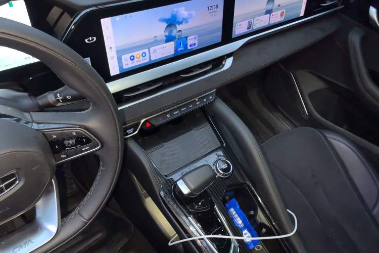 Used Geely Auto Monjaro L 2024 2.0TD High-Power Automatic Two-Wheel Drive Skyline Edition
