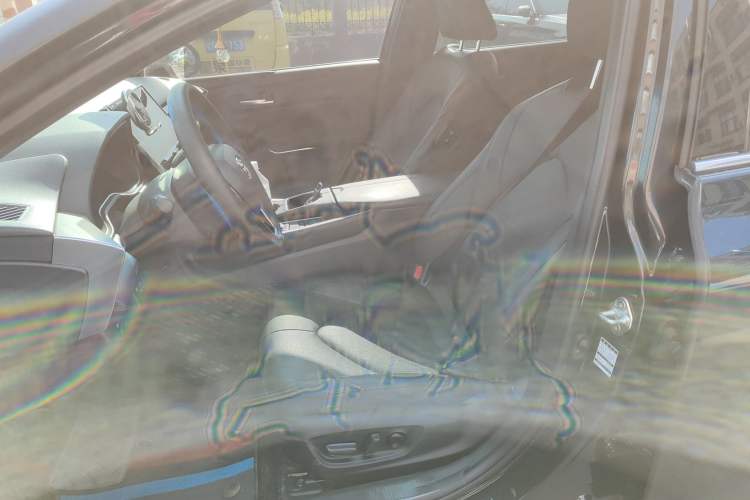 Used Toyota Avalon 2023 2.0L Luxury Edition
