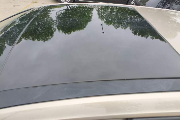 Used Volkswagen Golf 2016 230TSI Automatic Luxury Version Roof