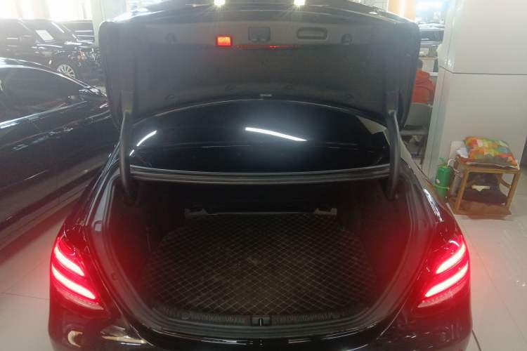 Used Mercedes-Benz E-Class 2020 Facelift E 260 L Sport Edition