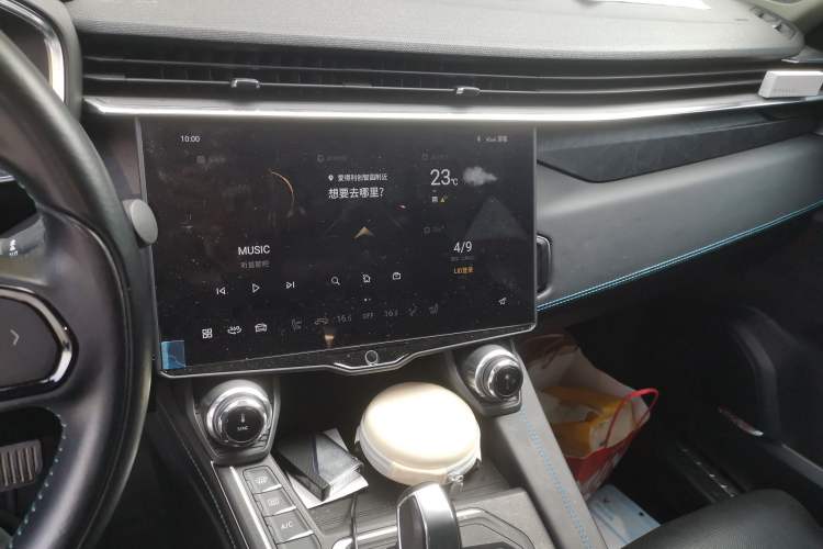 Used Lynk & Co 05 2020 2.0TD Two-Wheel Drive Shine Halo Audio And AC Panel