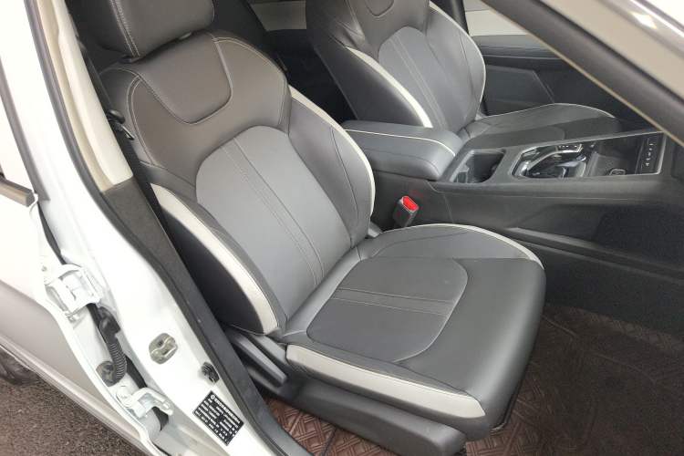 Used Dongfeng Aeolus E70 2021 Revised Version 500 Ultra-Comfort Edition